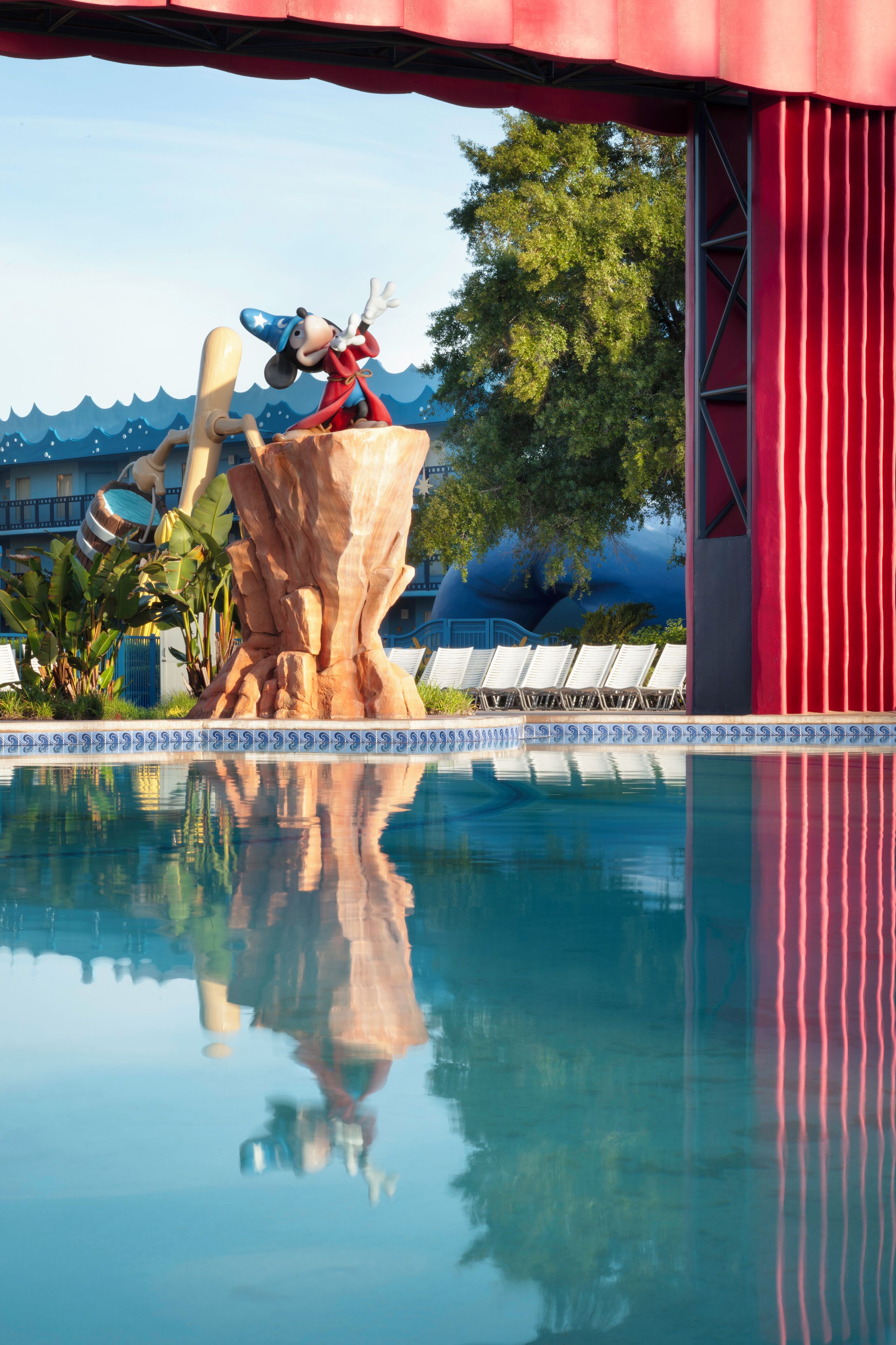 2 outdoor pools, pool umbrellas, sun loungers