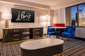 Premium bedding, in-room safe, desk, laptop workspace - Paris Las Vegas Resort & Casino (Las Vegas)