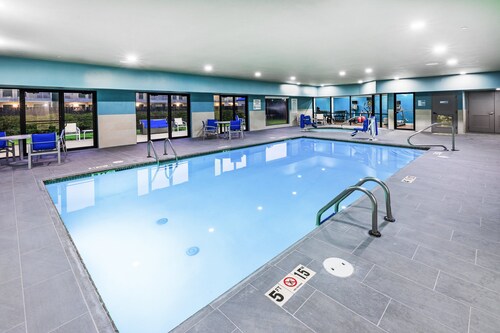 Holiday Inn Express & Suites Sulphur (Lake Charles) by IHG