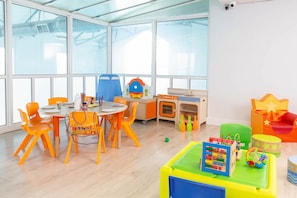 Children’s play area – indoor