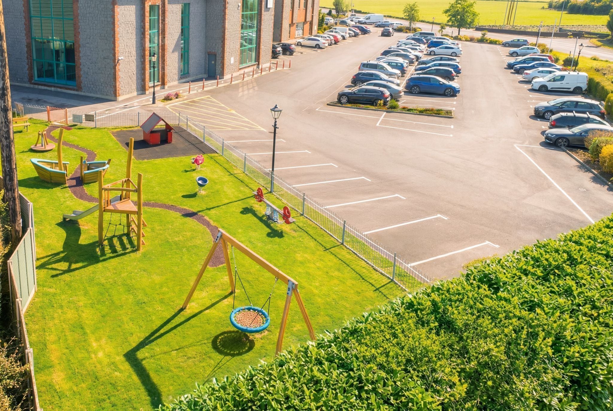 Tempat bermain anak - outdoor