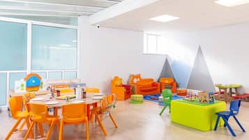 Children’s play area – indoor