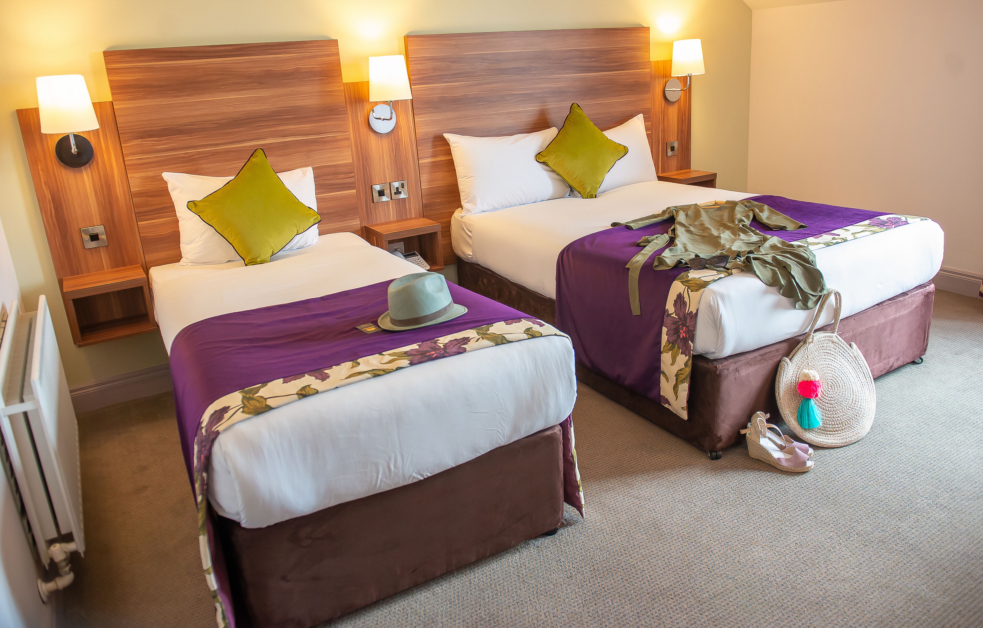 standard twin room | desk, iron/ironing board, free wifi, bed sheets