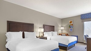 Kamar, 2 Tempat Tidur Double, Bebas Asap Rokok