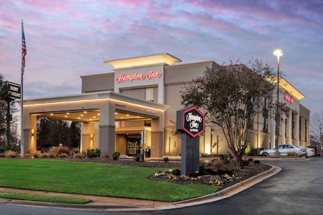 Exterior. Hampton Inn Mebane