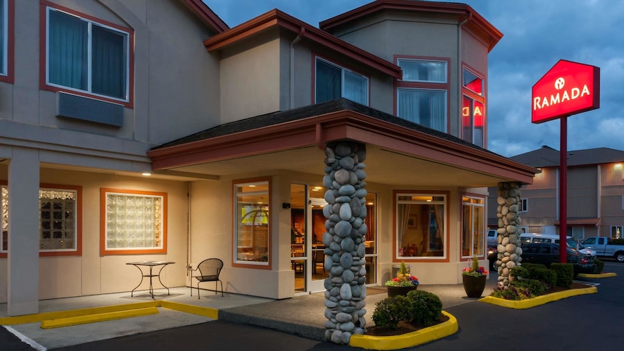 Ramada by Wyndham SeaTac Airport North