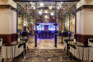 Lobby lounge