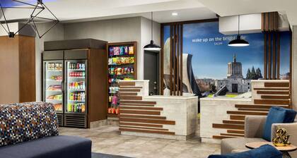 La Quinta Inn & Suites by Wyndham Salem OR