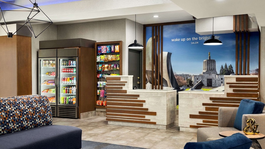 La Quinta Inn & Suites by Wyndham Salem OR