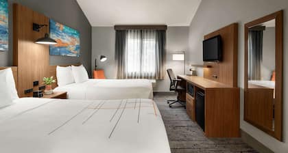 La Quinta Inn & Suites by Wyndham Salem OR
