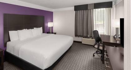 La Quinta Inn & Suites by Wyndham Austin Round Rock