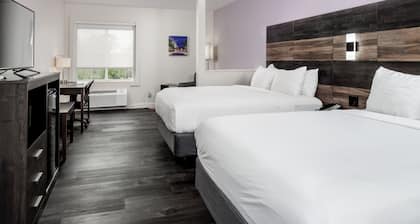 HOM Hotel Gainesville, SureStay Collection by Best Western
