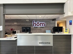 Check-in/check-out kiosk - HOM Hotel Gainesville, SureStay Collection by Best Western (Gainesville)
