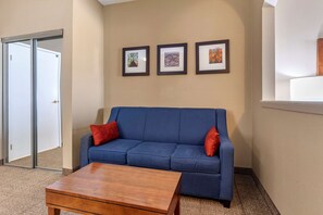 Suite, Non Smoking | Laptop workspace, iron/ironing board, free WiFi, bed sheets