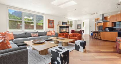 Camel's Garden Hotel