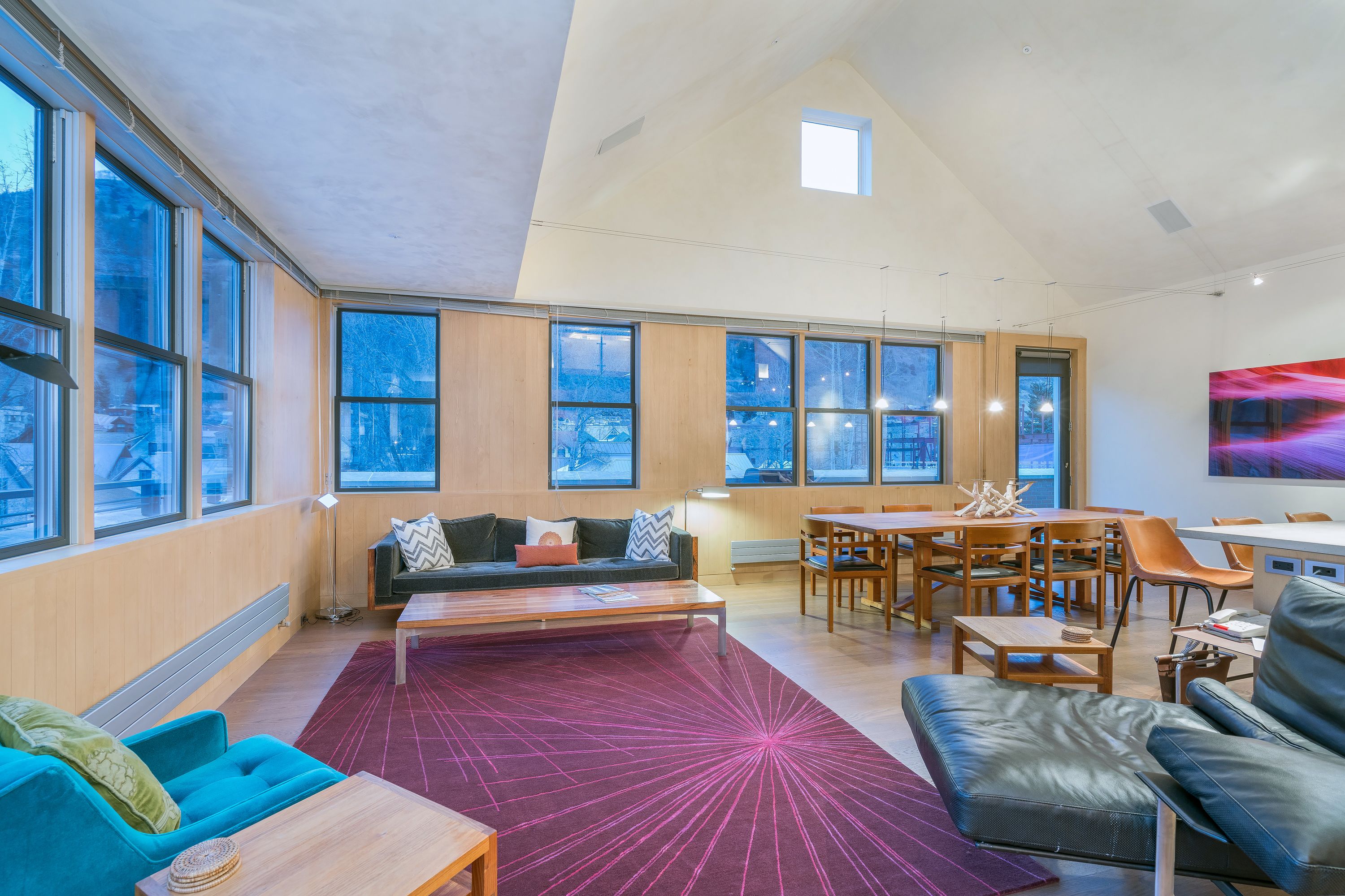 superior condo, 2 bedrooms | living room | 42-inch flat-screen tv with cable channels, tv, fireplace