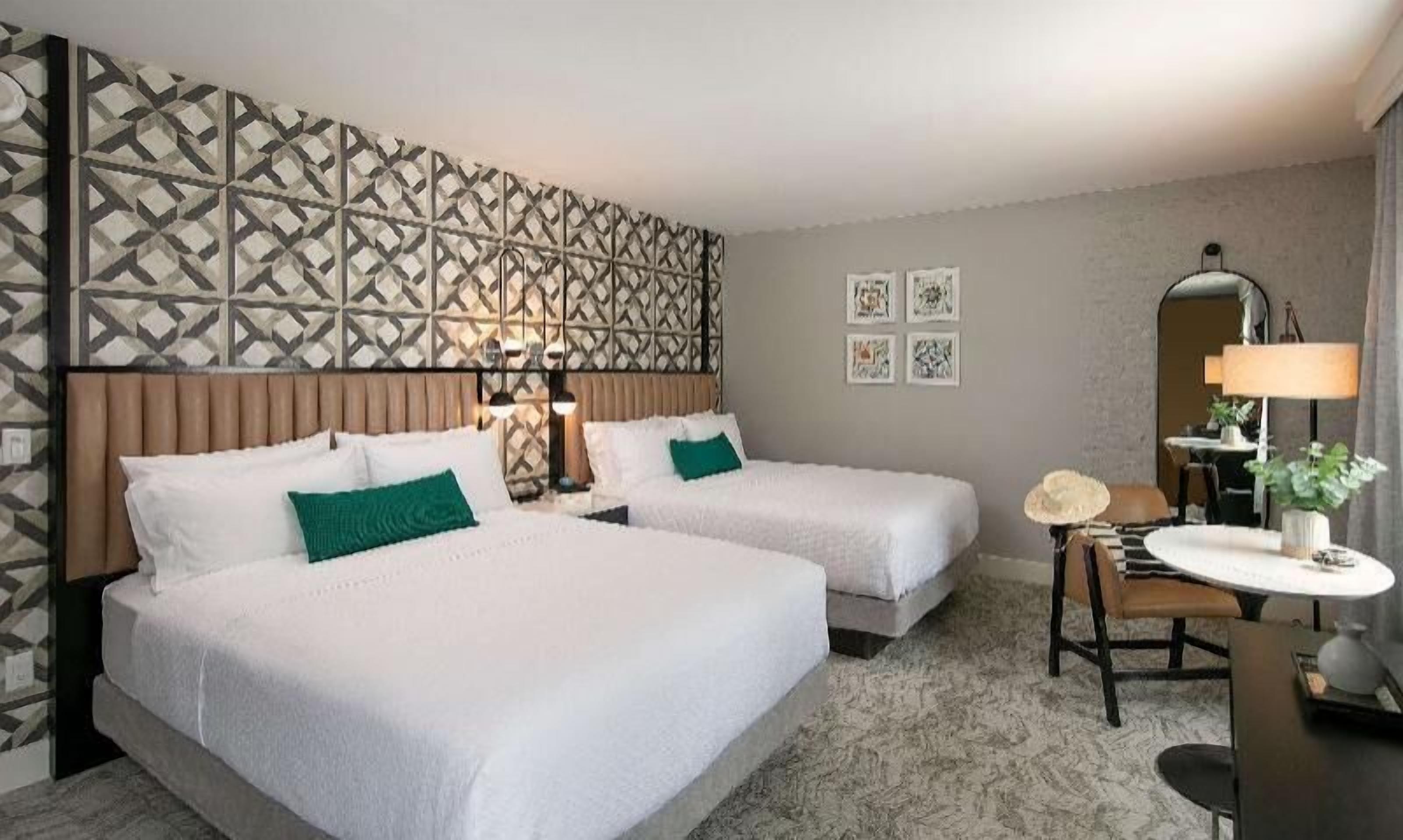 Premium bedding, in-room safe, laptop workspace, blackout drapes