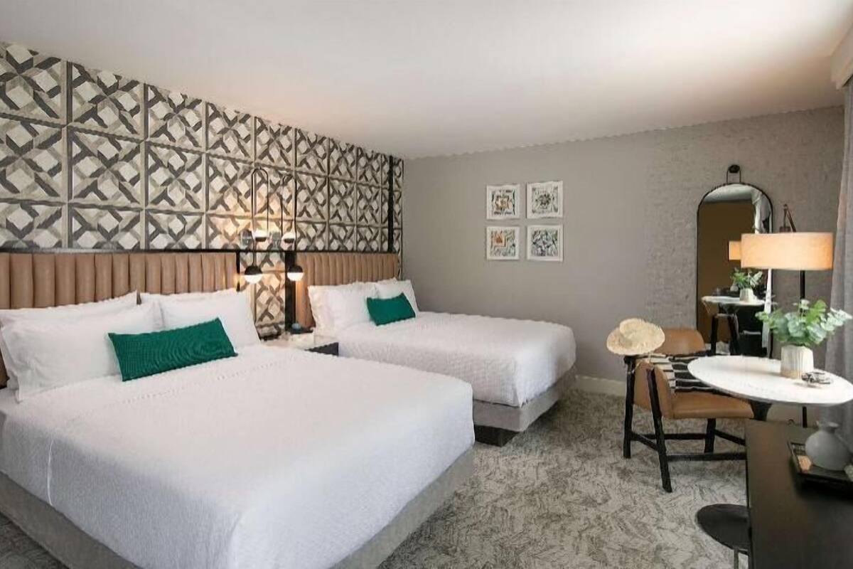 Premium bedding, in-room safe, laptop workspace, blackout drapes