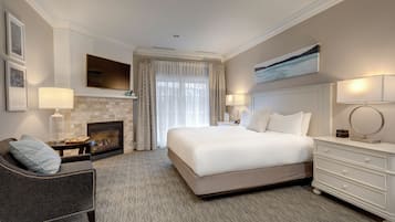 Egyptian cotton sheets, premium bedding, down comforters, minibar