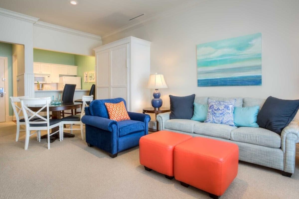 Allergikerbettwaren, Minibar, Schreibtisch, Verdunkelungsvorhänge