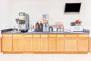 Frokost serveres