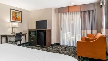 Iron/ironing board, free WiFi, bed sheets, alarm clocks