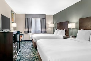 Iron/ironing board, free WiFi, bed sheets, alarm clocks - Quality Inn Grand Rapids South-Byron Center (Grand Rapids)