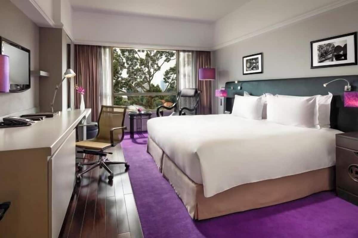 1 bedroom, premium bedding, minibar, in-room safe