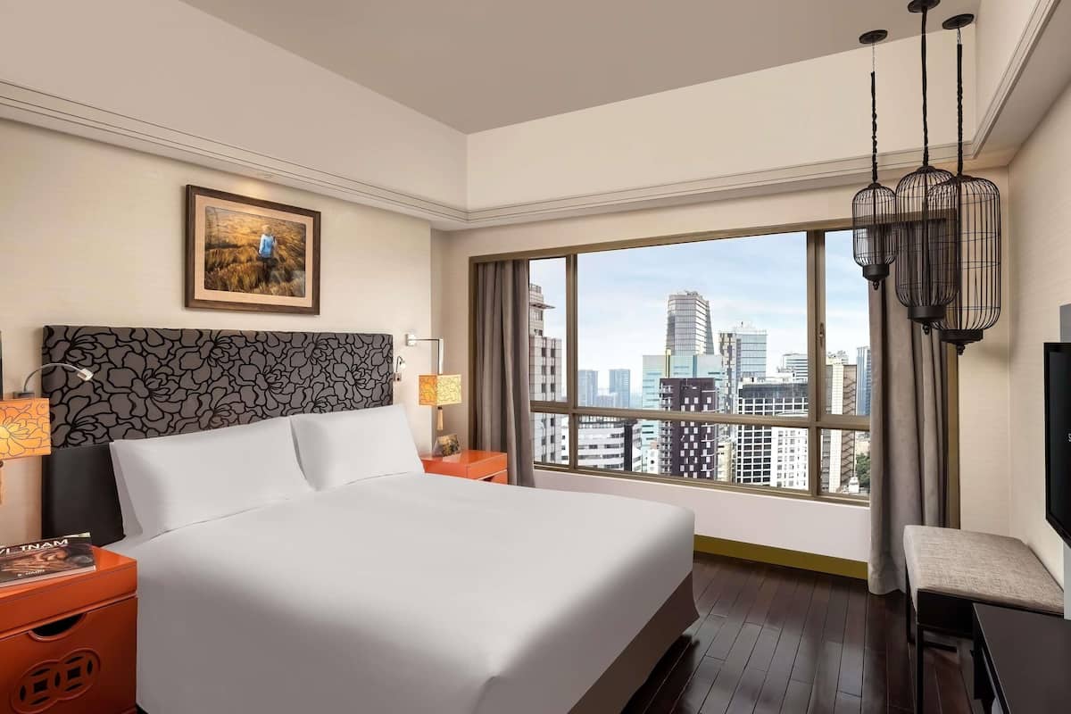 Junior Suite, 1 King Bed, City View