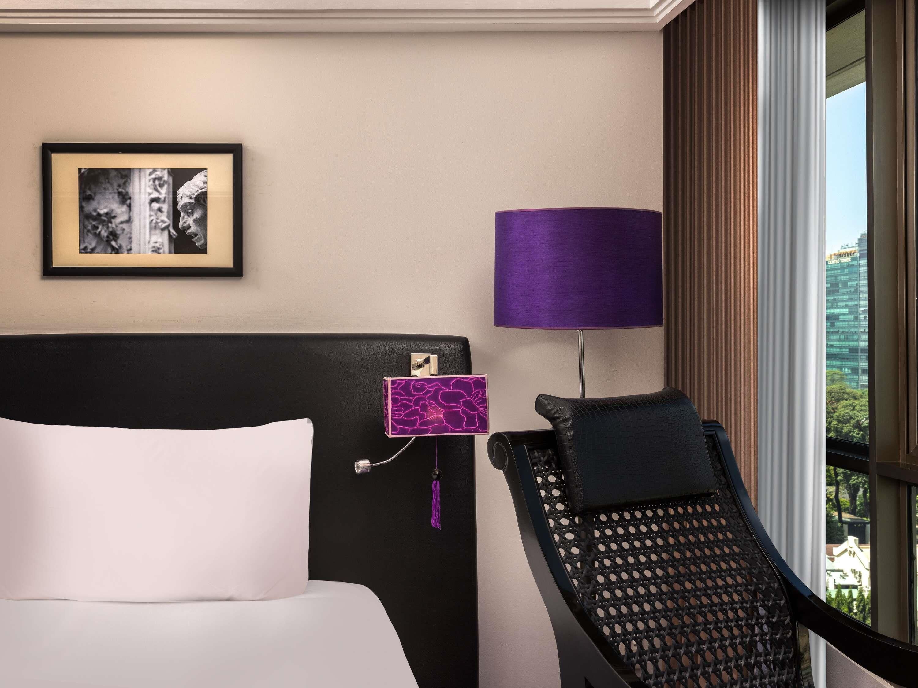 Hochwertige Bettwaren, Minibar, Zimmersafe, Schreibtisch