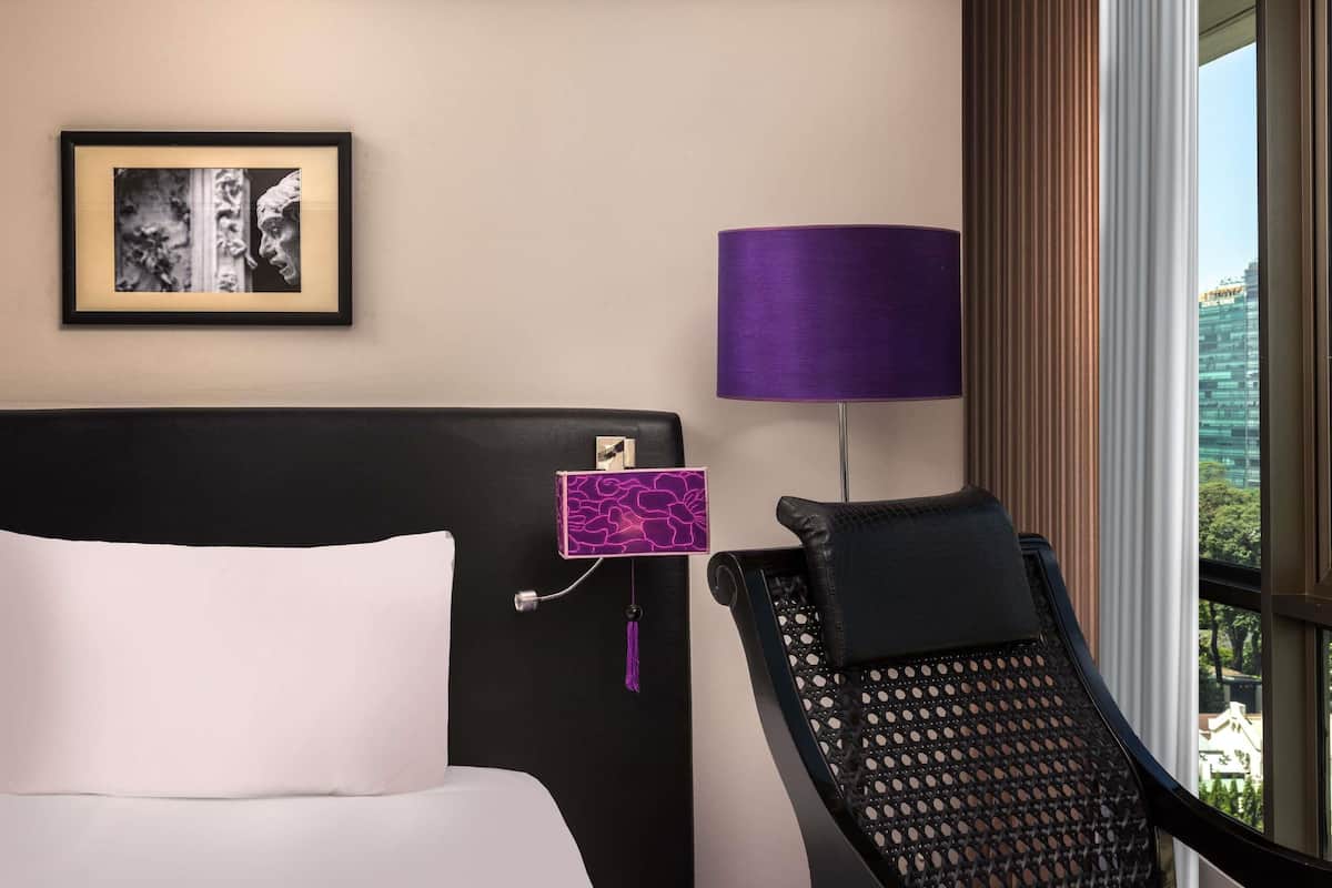 Premium bedding, minibar, in-room safe, desk