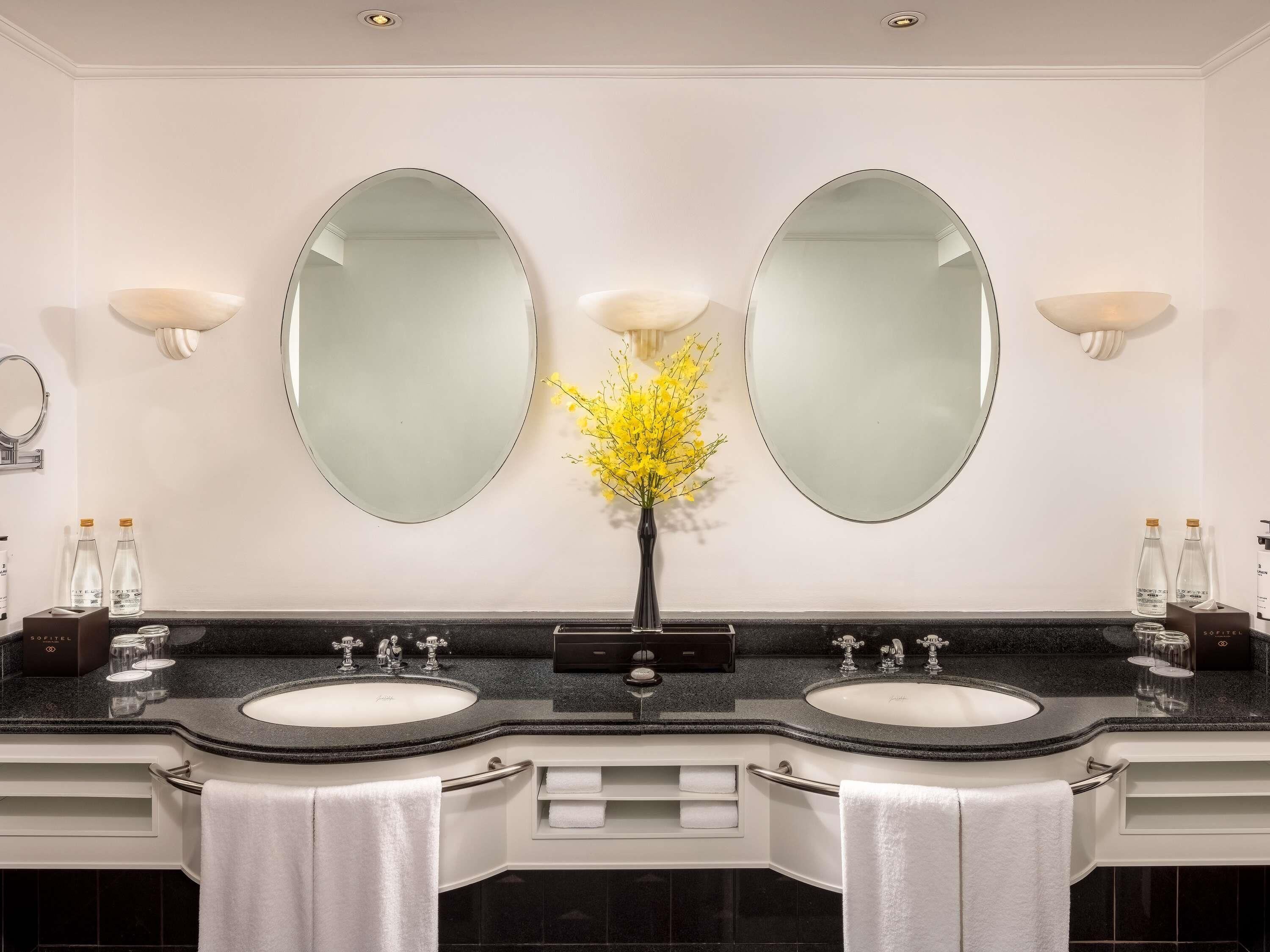 Presidential-Suite, 2 Schlafzimmer | Hochwertige Bettwaren, Minibar, Zimmersafe, Schreibtisch