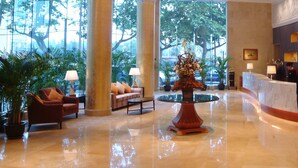 Lobby - Lakeview Xuanwu Hotel (Nanjing)