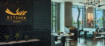 Renaissance Riverside Hotel Saigon