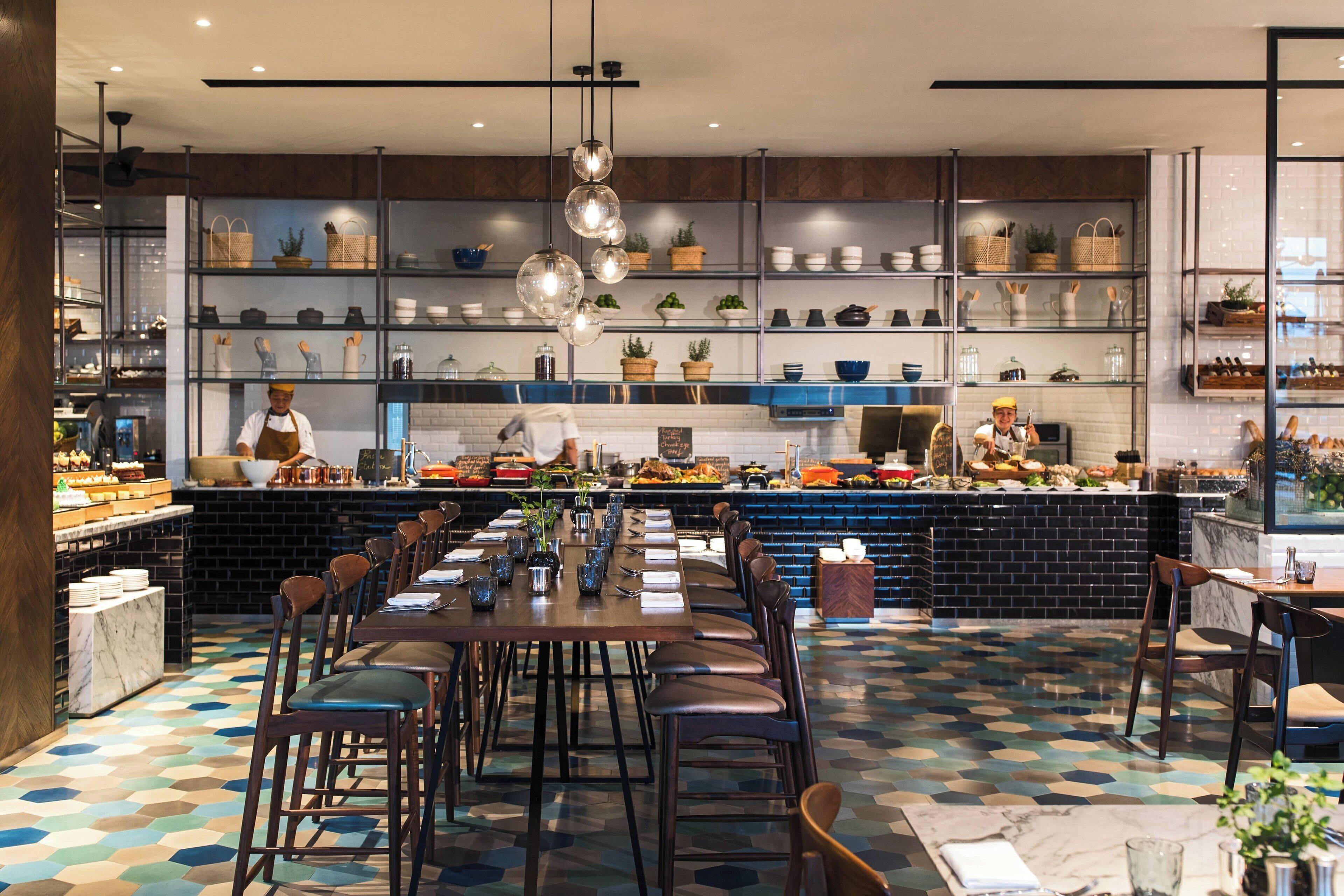 fridge, coffee/tea maker, electric kettle, high chair