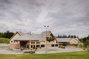 Exterior - Lakeview Inns & Suites - Hinton (Hinton)