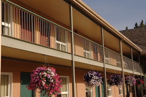 Lakeview Inns & Suites - Hinton