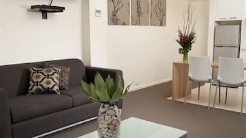 Superior One Bedroom Apartment | Living area