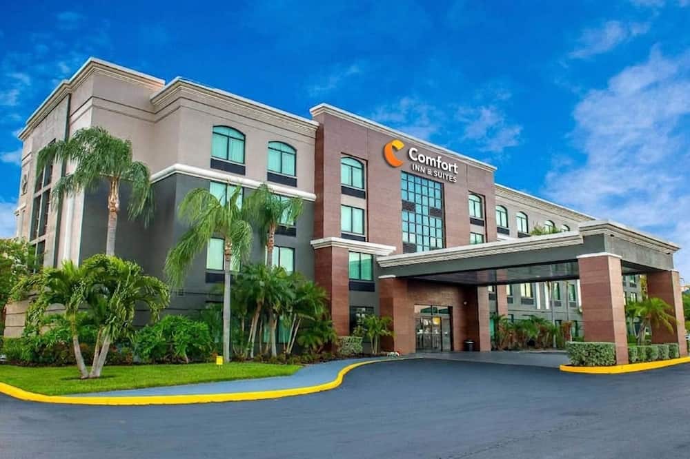 Comfort Inn & Suites Clearwater South - Pinellas Park