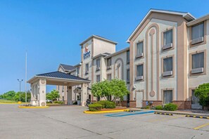 Exterior - Comfort Inn & Suites La Grange - Louisville Area (La Grange)