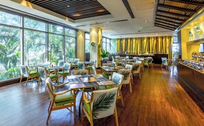 2 restaurants, breakfast, lunch served; local and international cuisine 