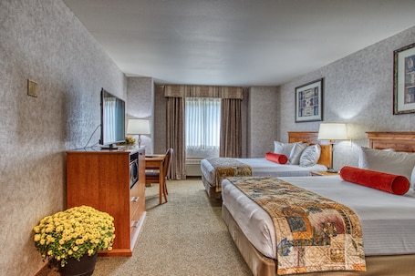 Blackout drapes, iron/ironing board, free WiFi, bed sheets. Rory & Ryan Inn