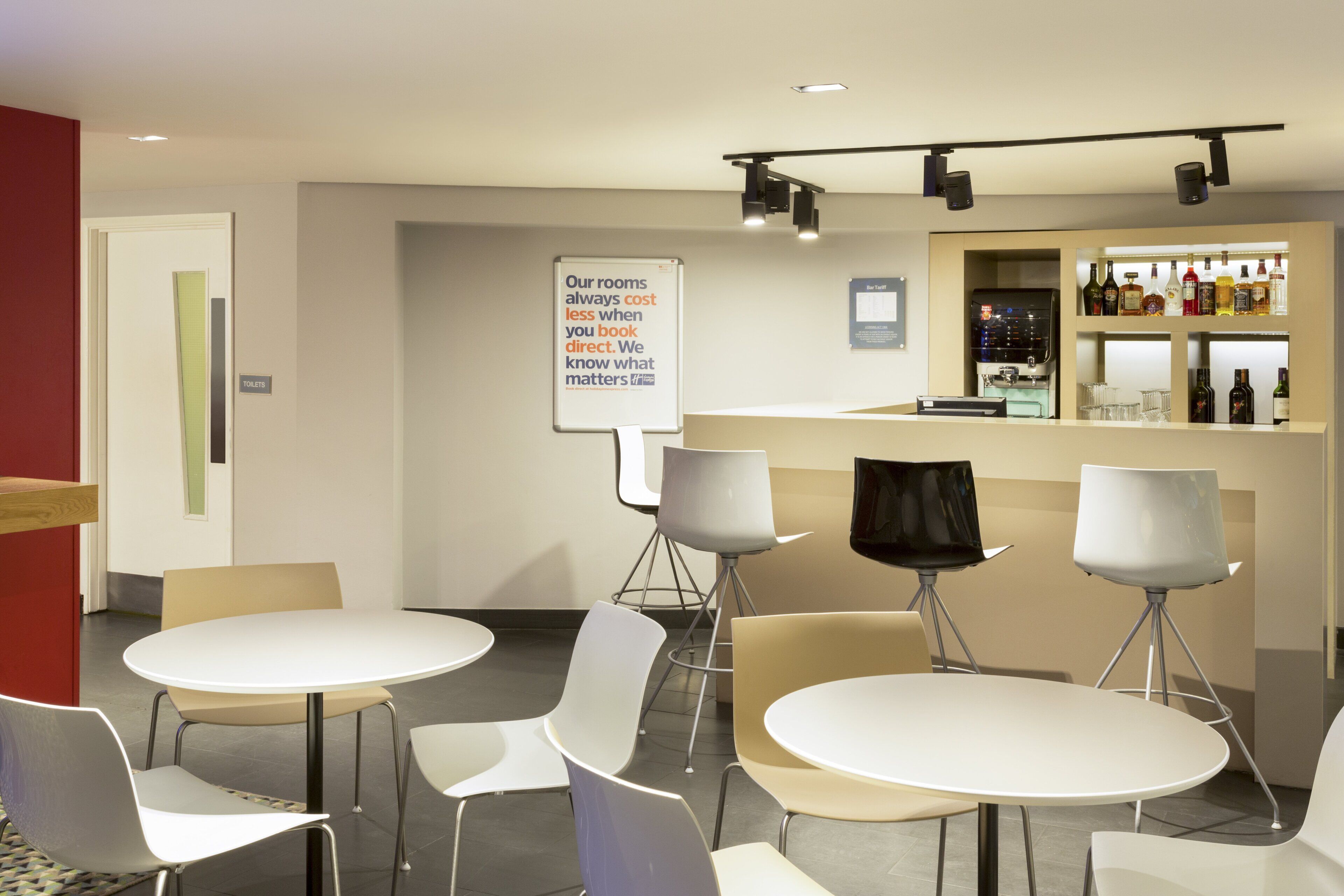 Photo - Holiday Inn Express London - Southwark by IHG