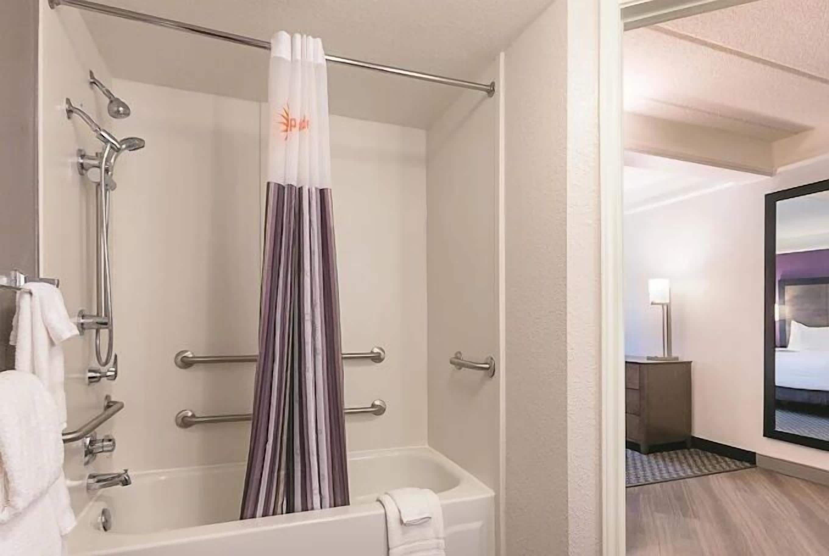 Foto - La Quinta Inn & Suites by Wyndham Atlanta Perimeter Medical
