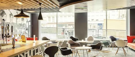 Bar (en la propiedad)