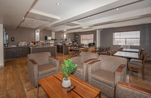 Free daily continental breakfast
