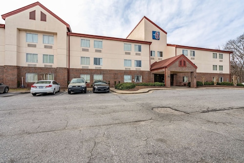 Motel 6 Rocky Mount, NC