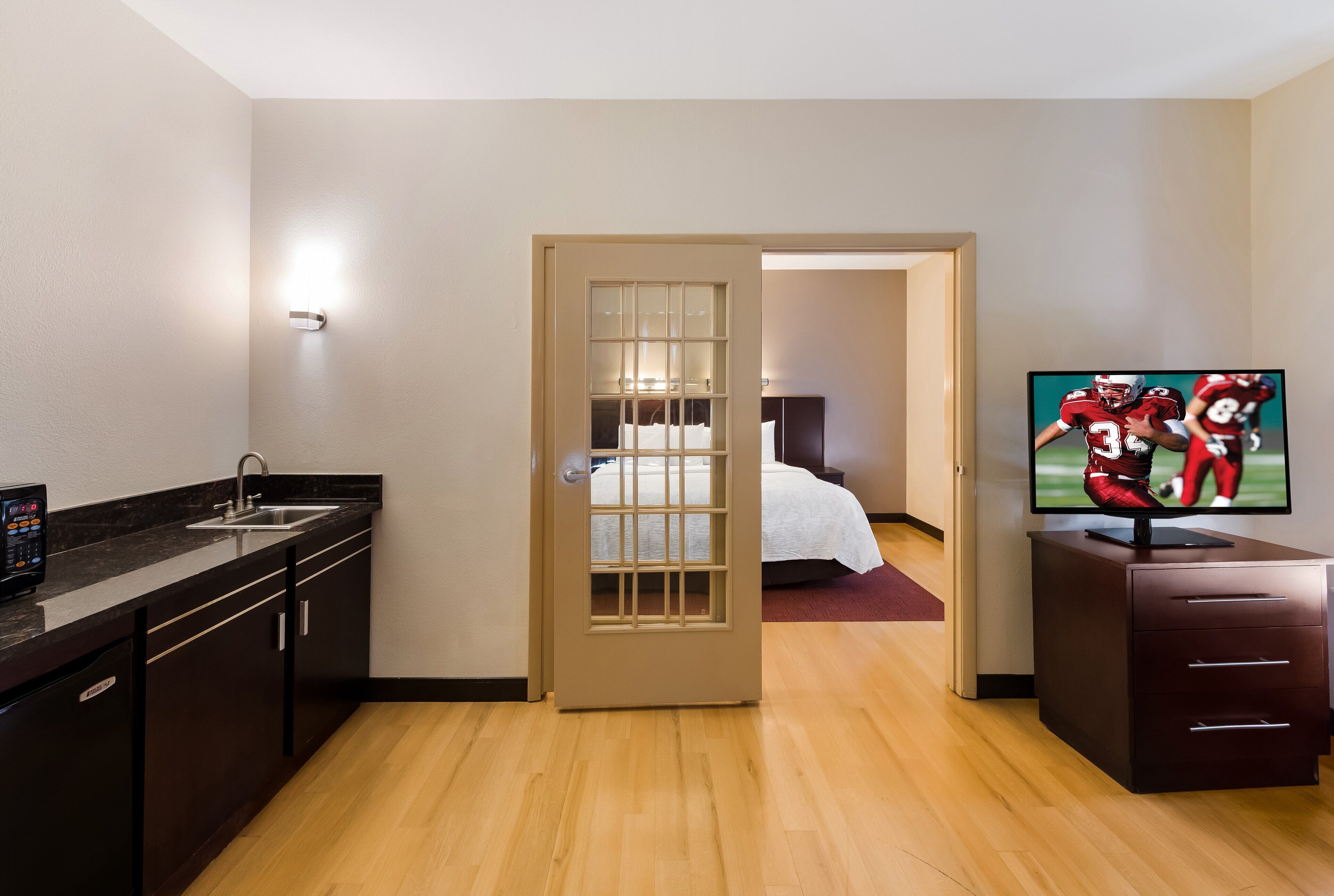 Foto - Red Roof Inn PLUS+ Columbus Downtown - Convention Center