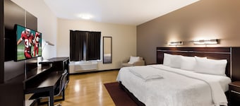 Red Roof Inn PLUS+ Columbus Downtown-Convention Center