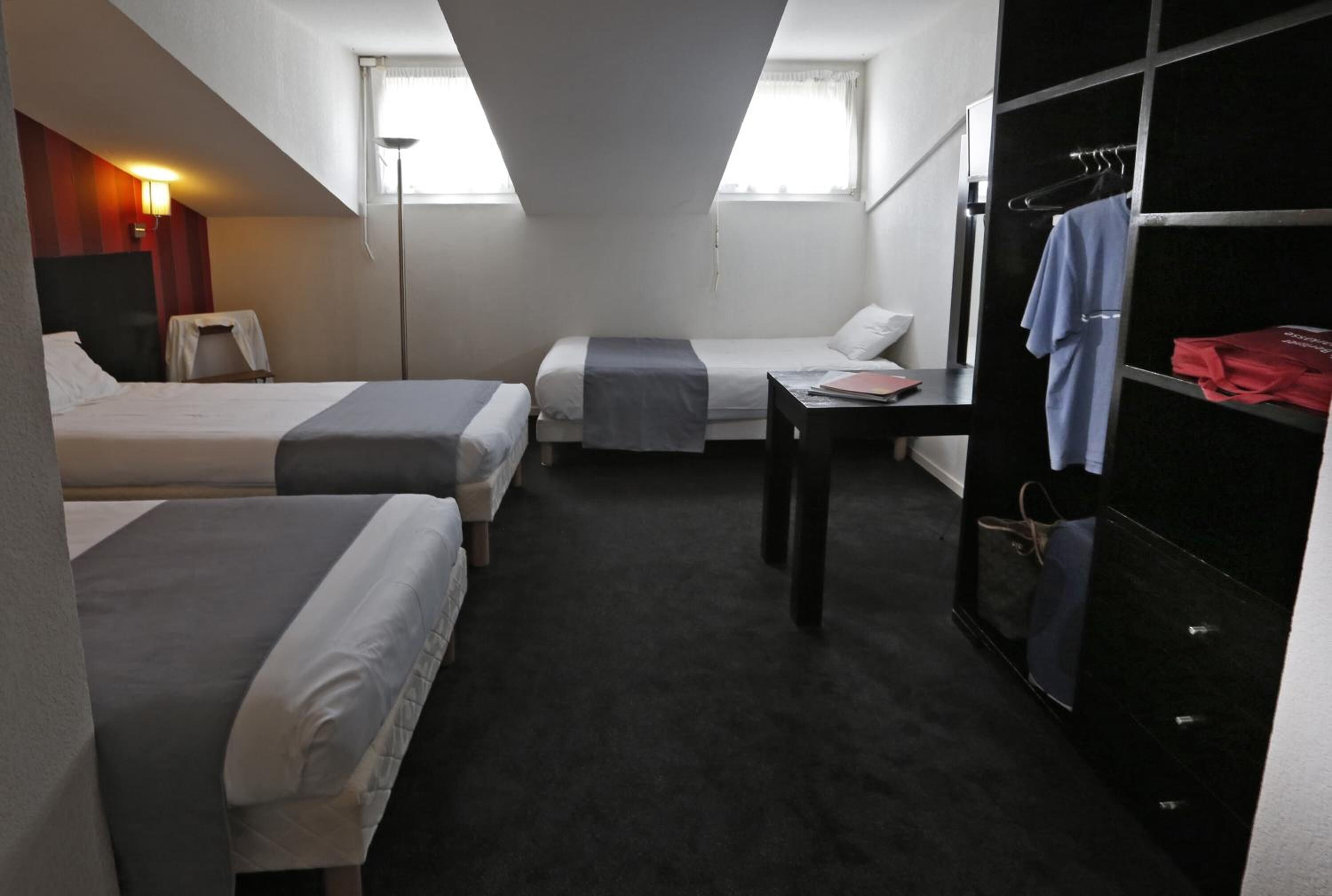 desk, soundproofing, iron/ironing board, rollaway beds